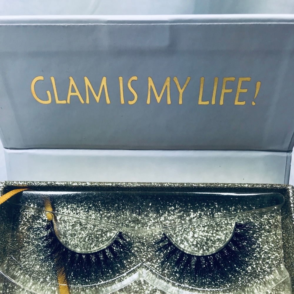 Lashes. Lash name: Hot Mama
